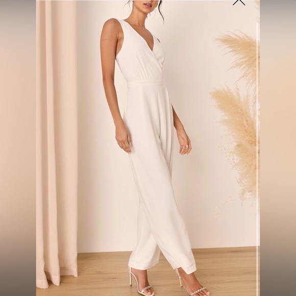 LULUS wide leg jumpsuit Medium - Picture 3 of 3